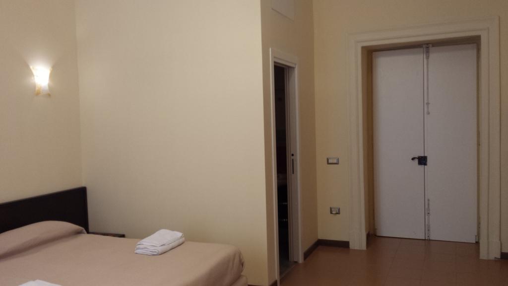 Bed and Breakfast Duomo 89 à Naples Chambre photo