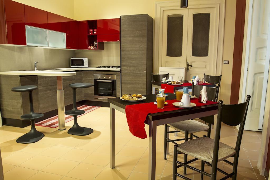 Bed and Breakfast Duomo 89 à Naples Extérieur photo